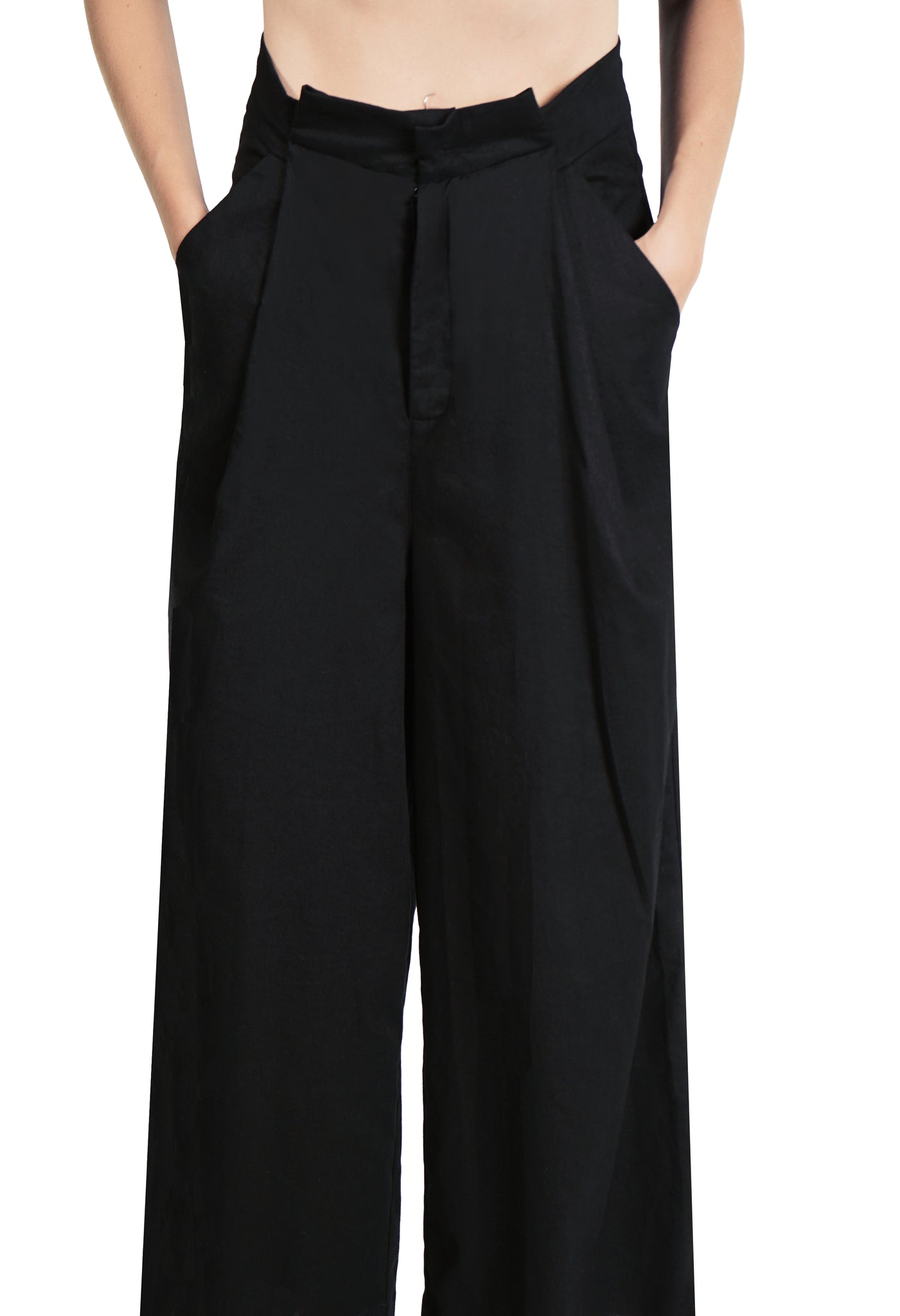 P152B Pleated Waist Pants