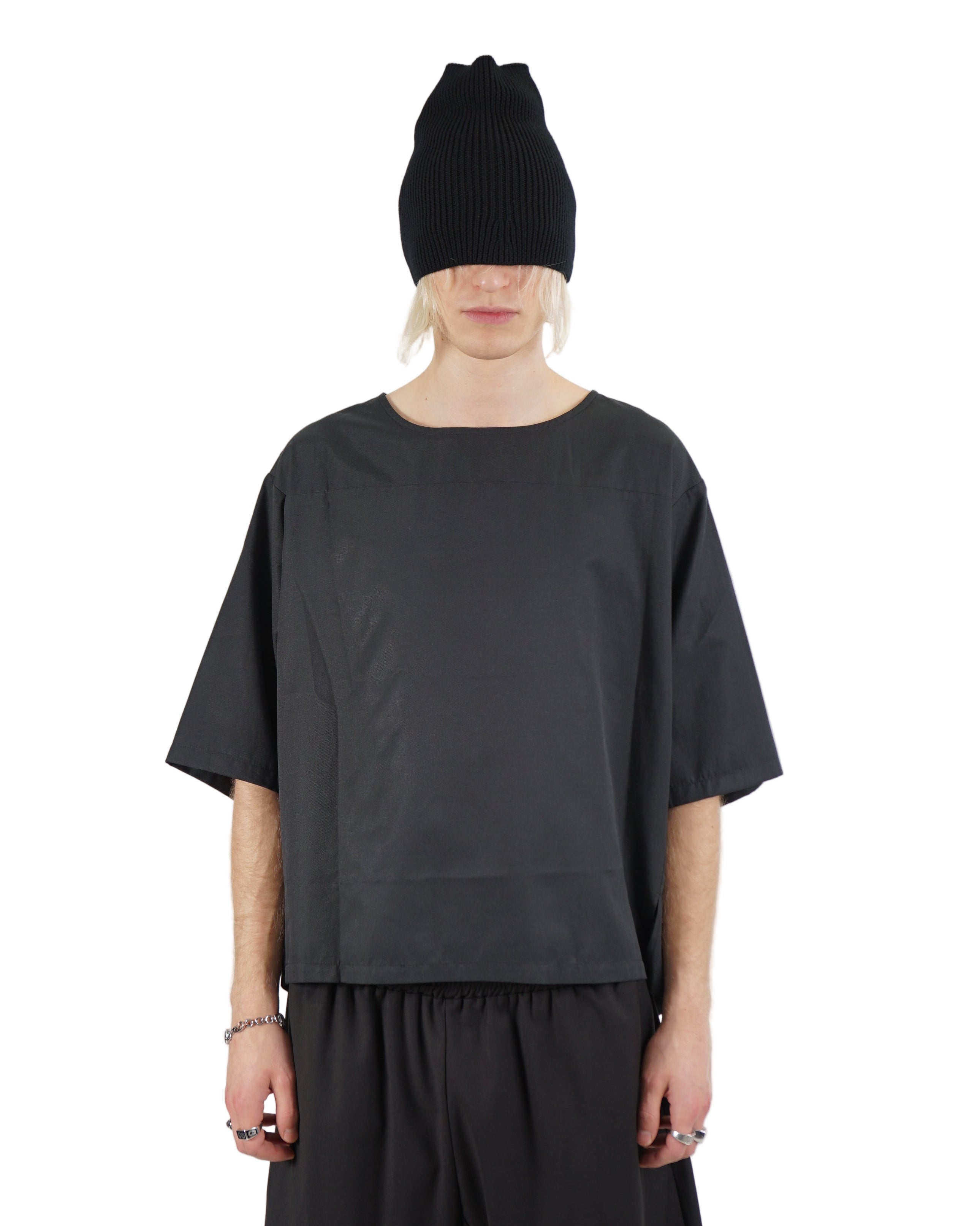 Monochrom – Short Sleeve Top – Black