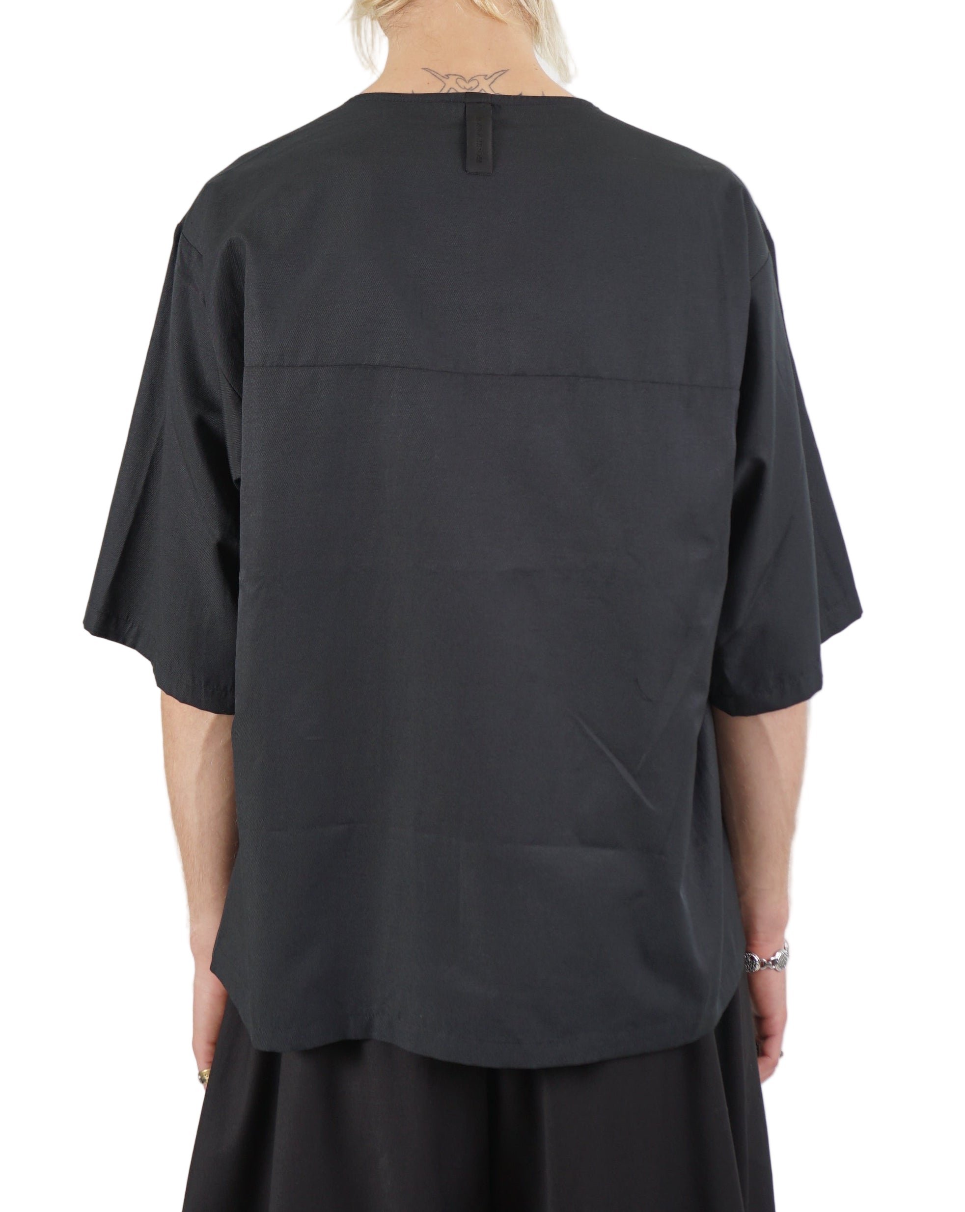 Monochrom – Short Sleeve Top – Black