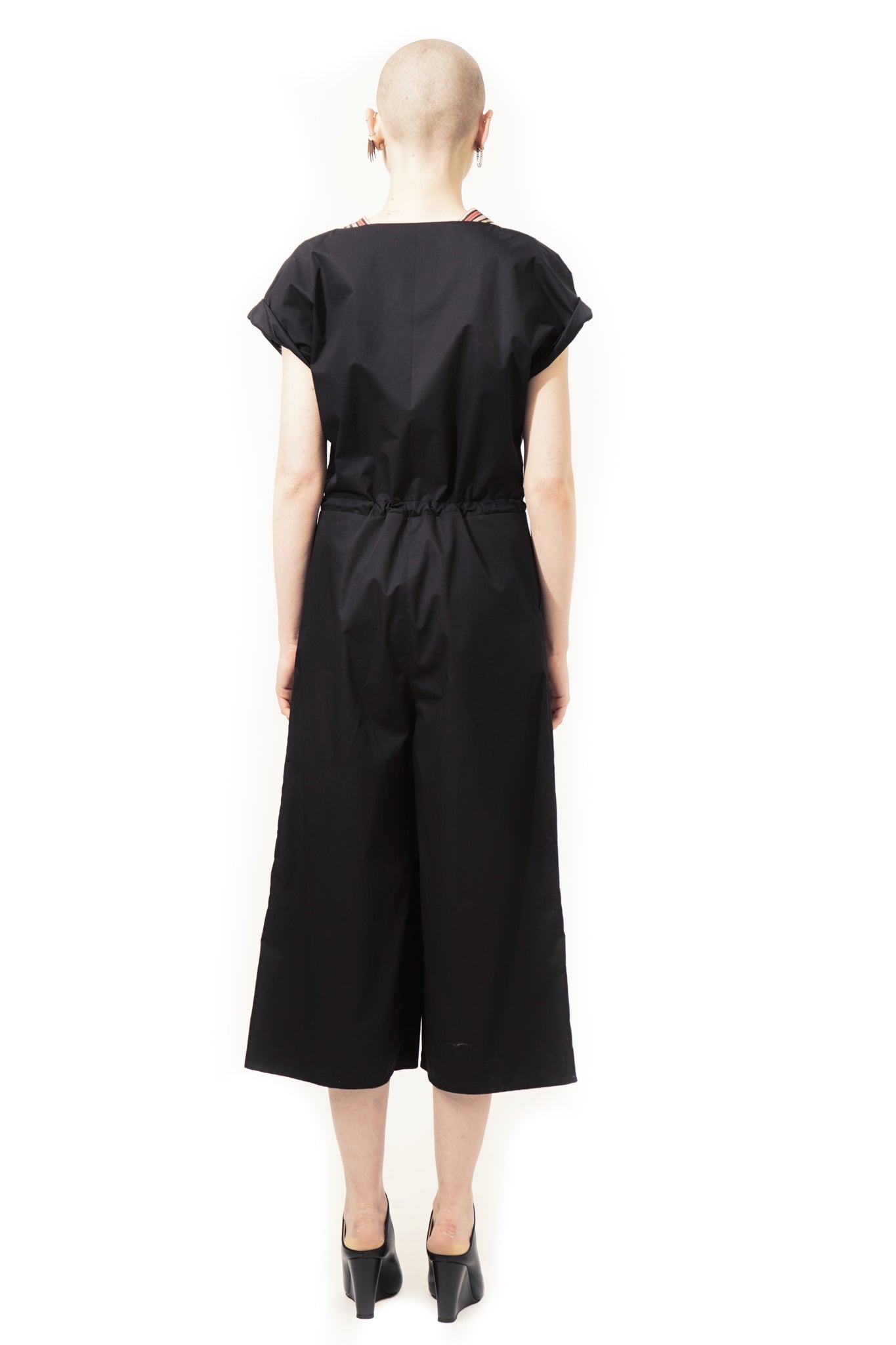 O31 Jumpsuit Cropped Leg