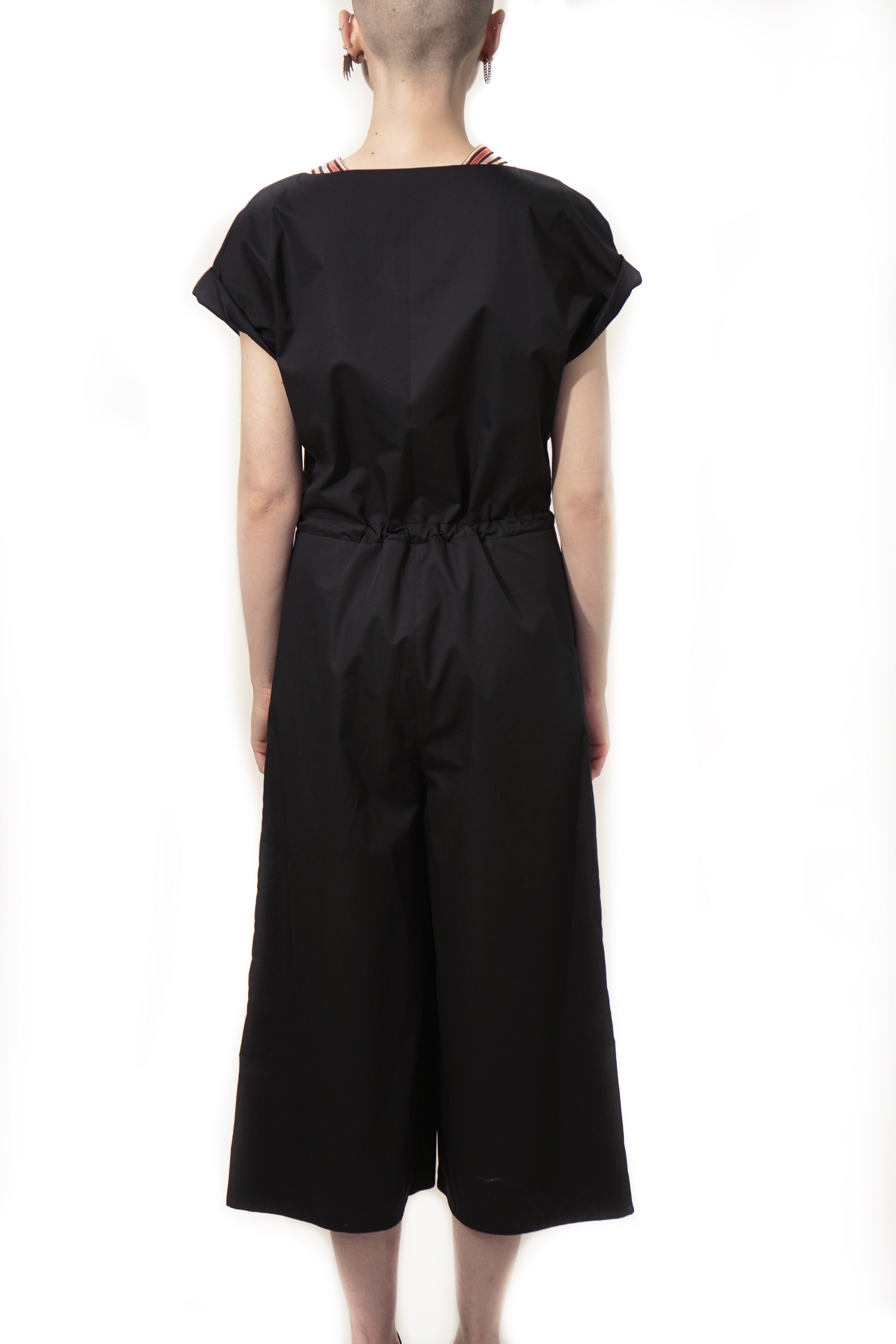 O31 Jumpsuit Cropped Leg