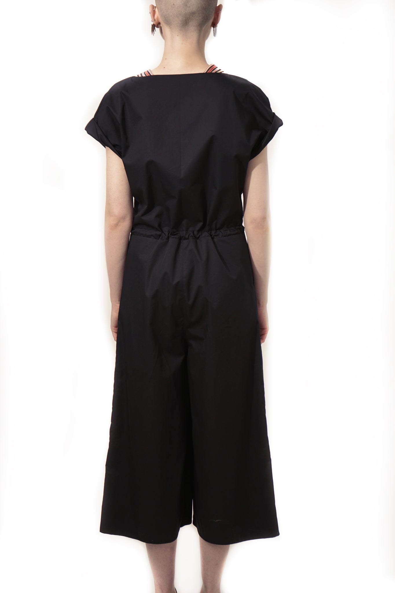 O31 Jumpsuit Cropped Leg