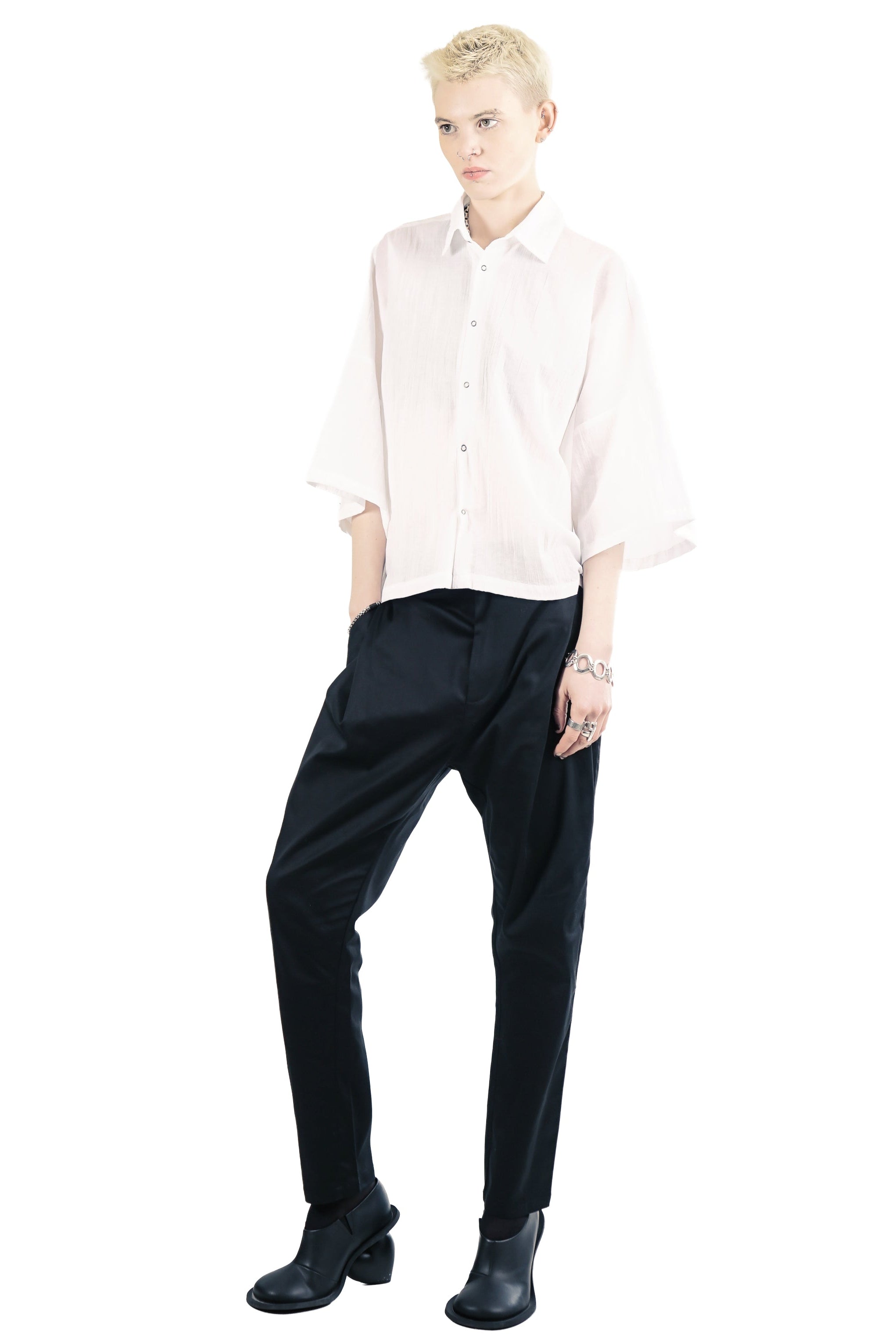 Front view of MC45 C Blouseoversized structured cotton fabric 