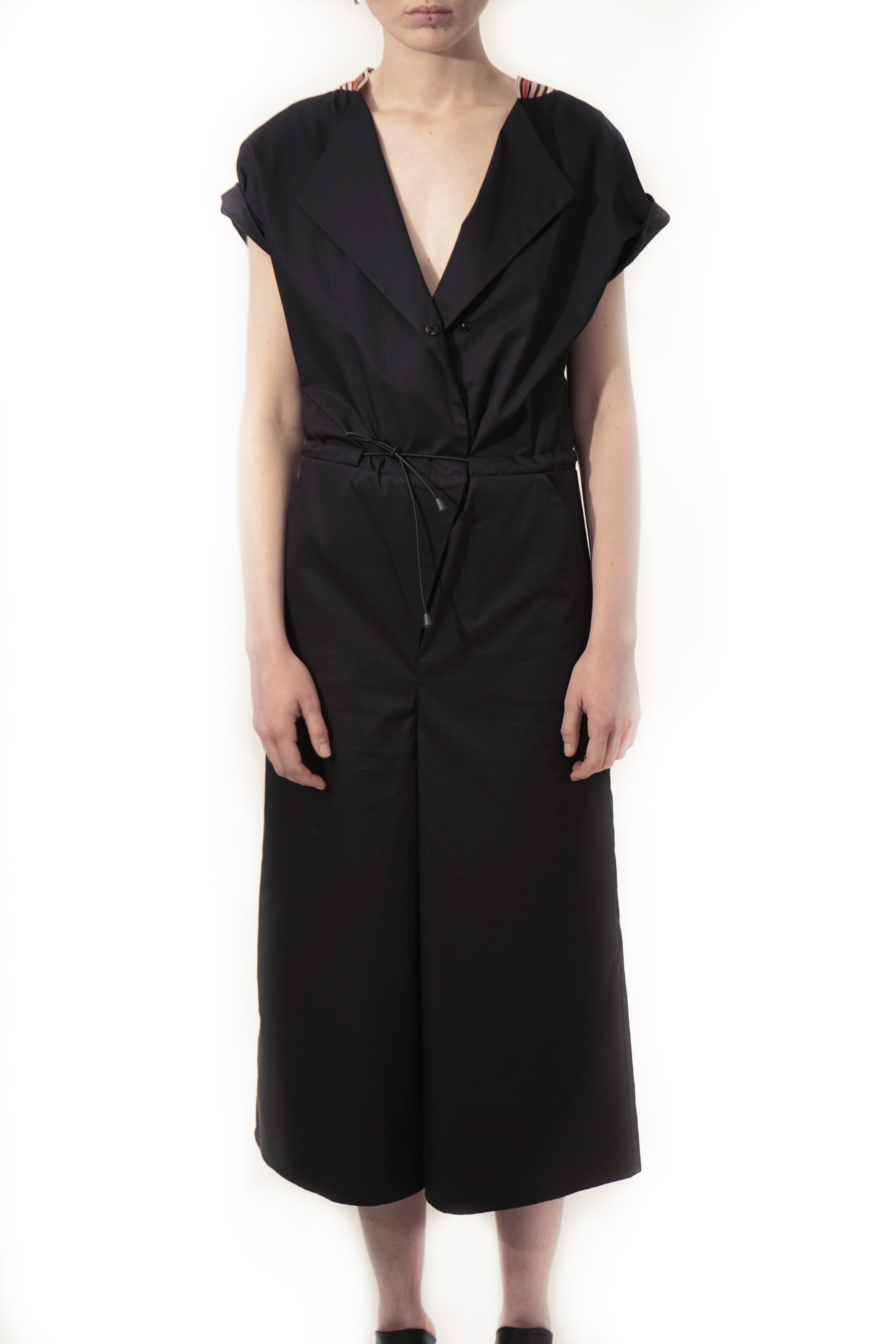 O31 Jumpsuit Cropped Leg