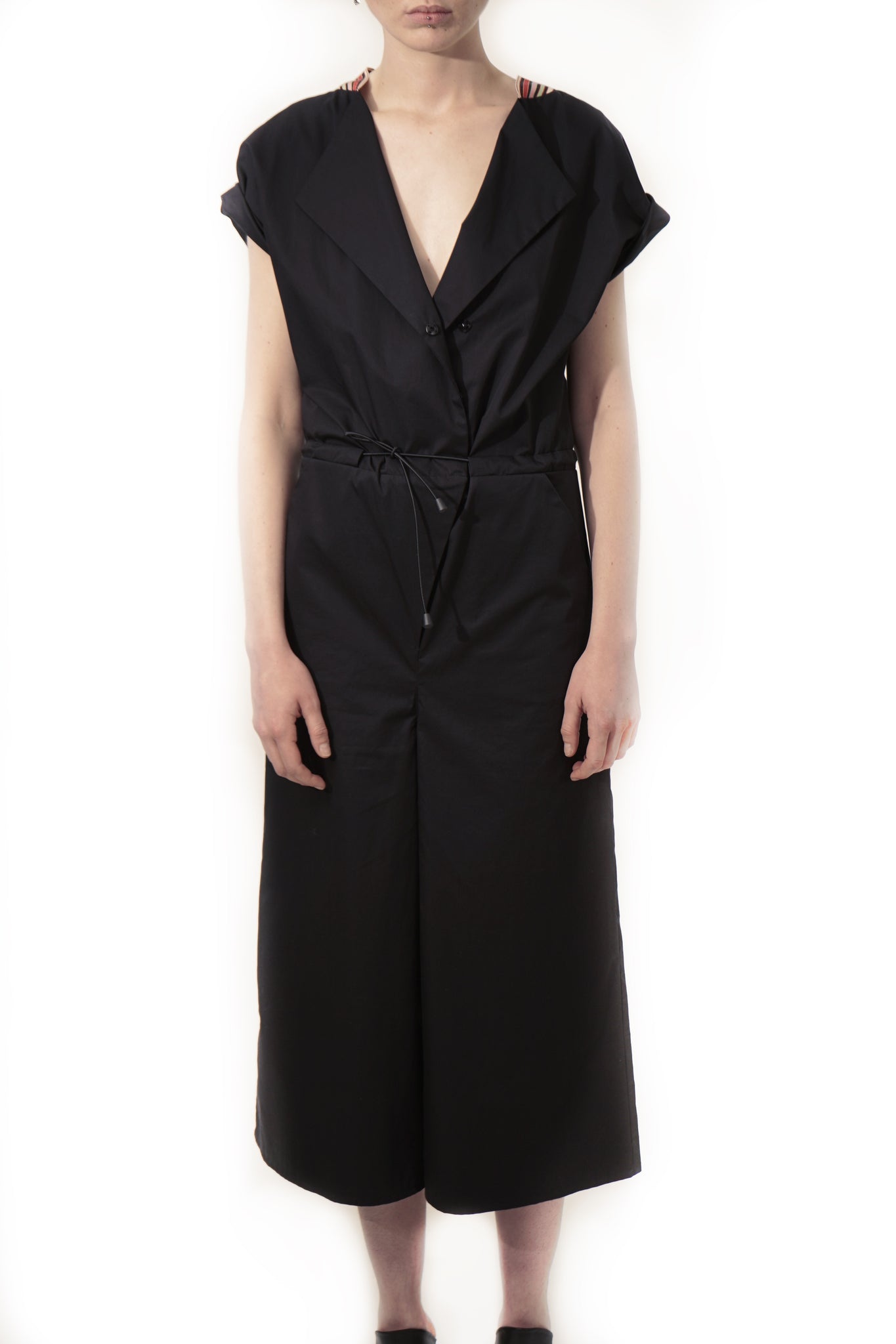 O31 Jumpsuit Cropped Leg