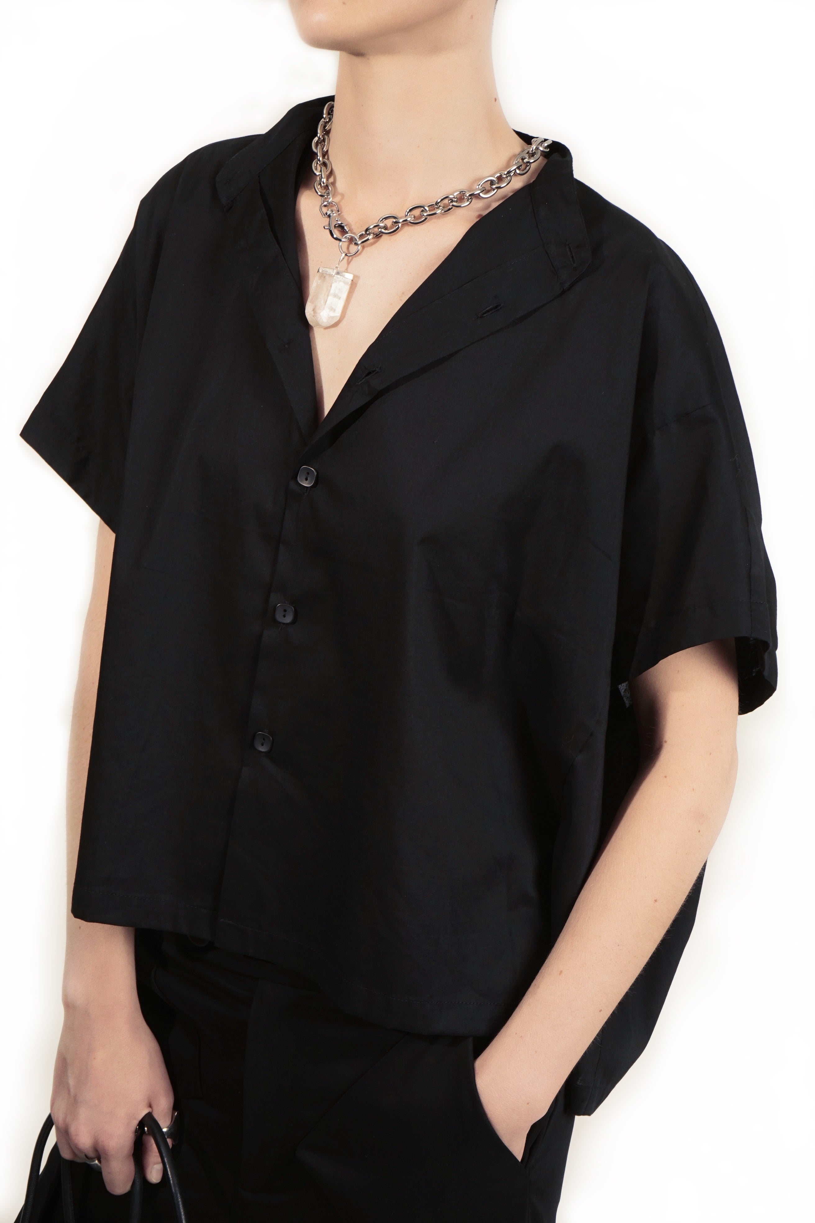 B62S Basic Oversized Blouse Short Sleeve Sculptural - black I Adddress