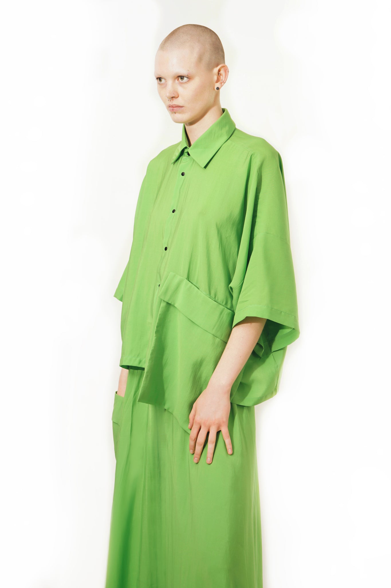 MC44  Blouse Huge Pocket