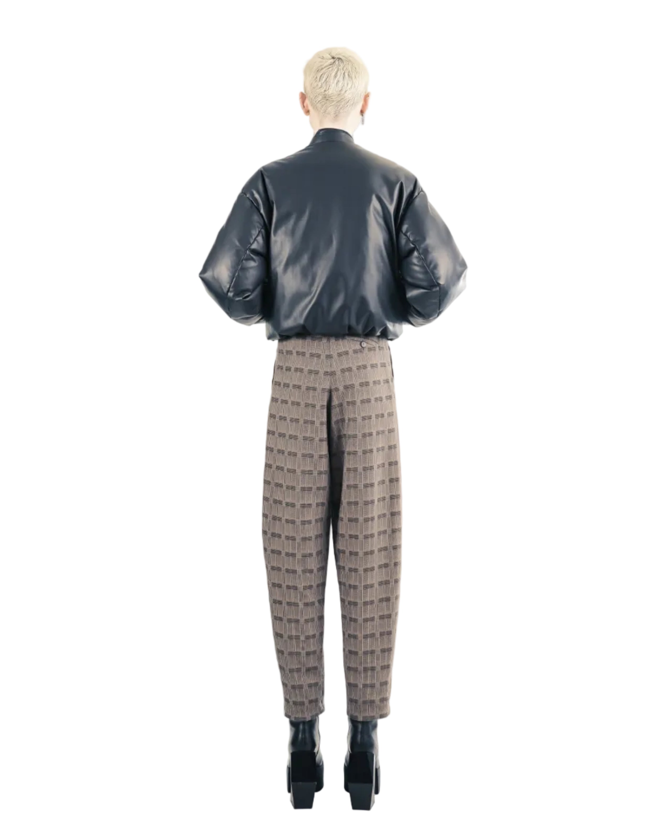 JNBY – Sculptural Puffer Jacket – Black