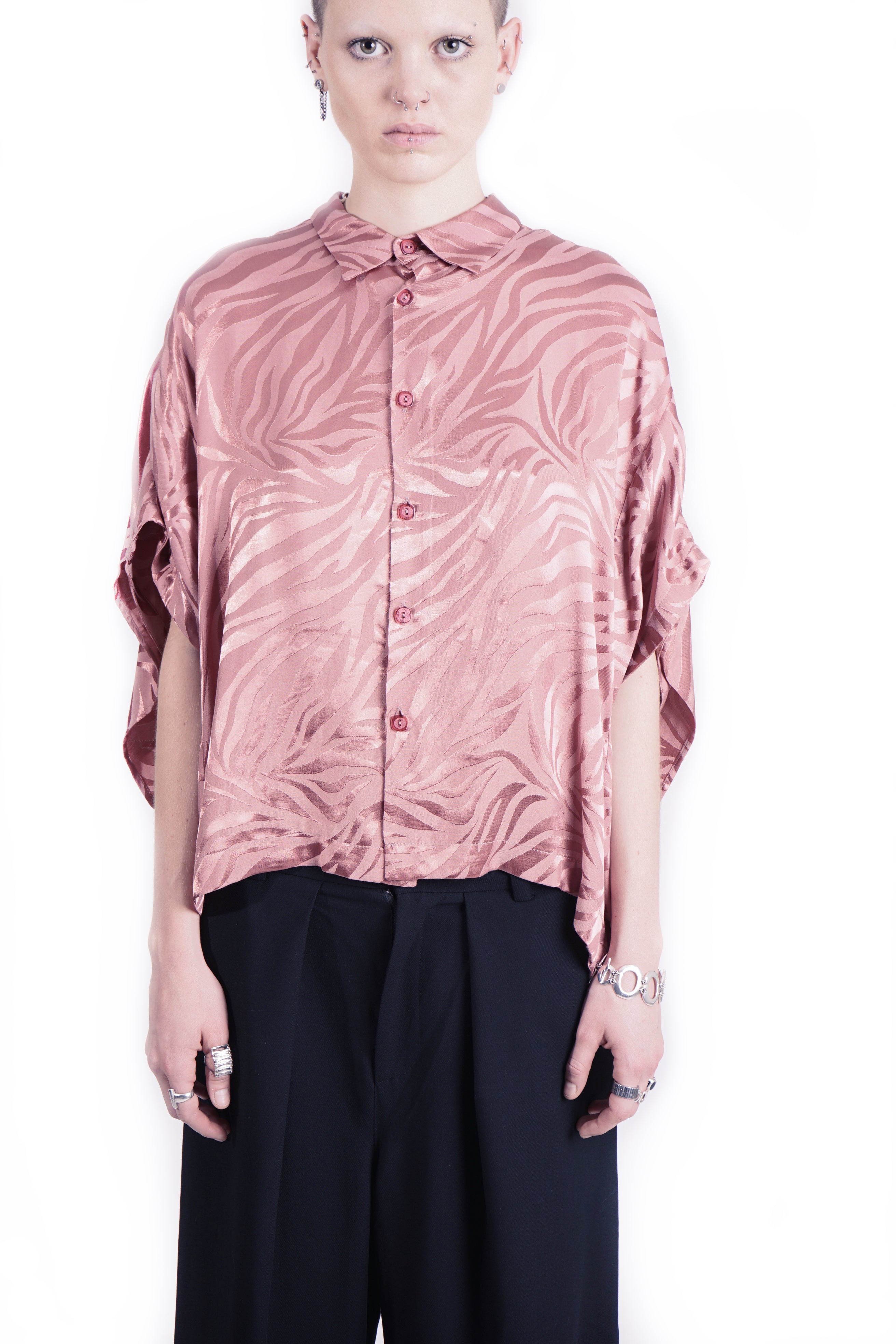 B62 Blouse