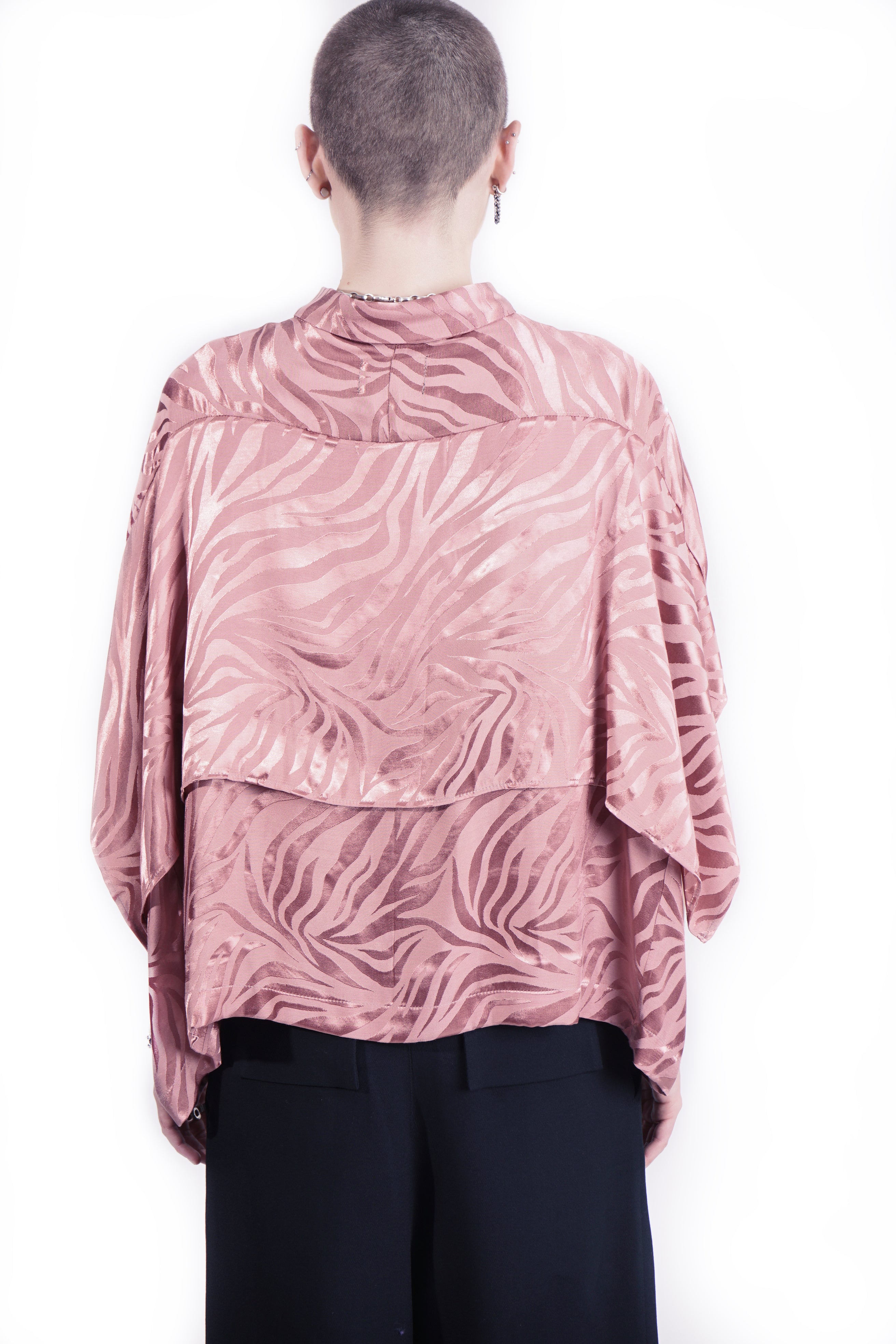 B62 Blouse