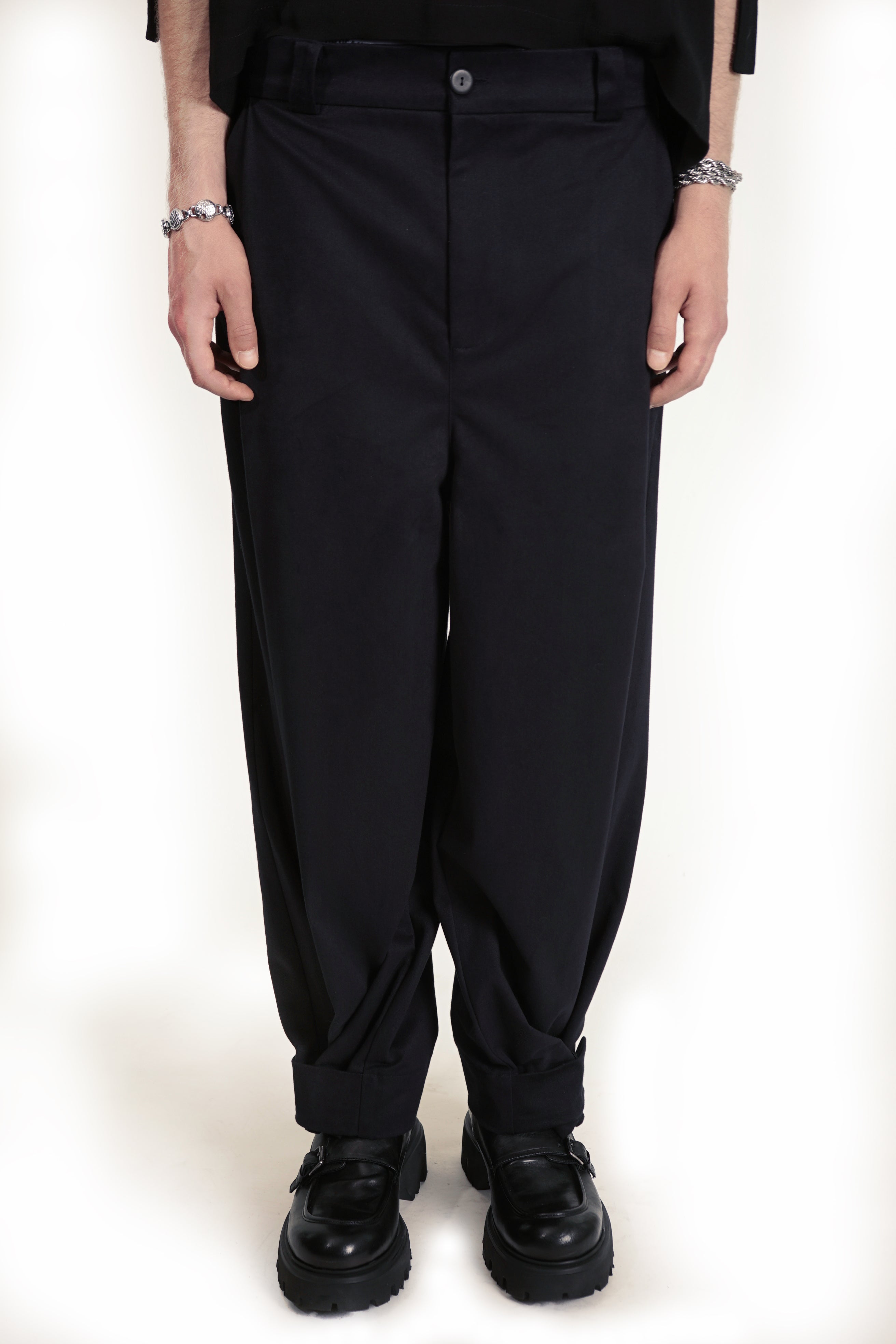 P152C Wide Pants Velcro Fastening Leg