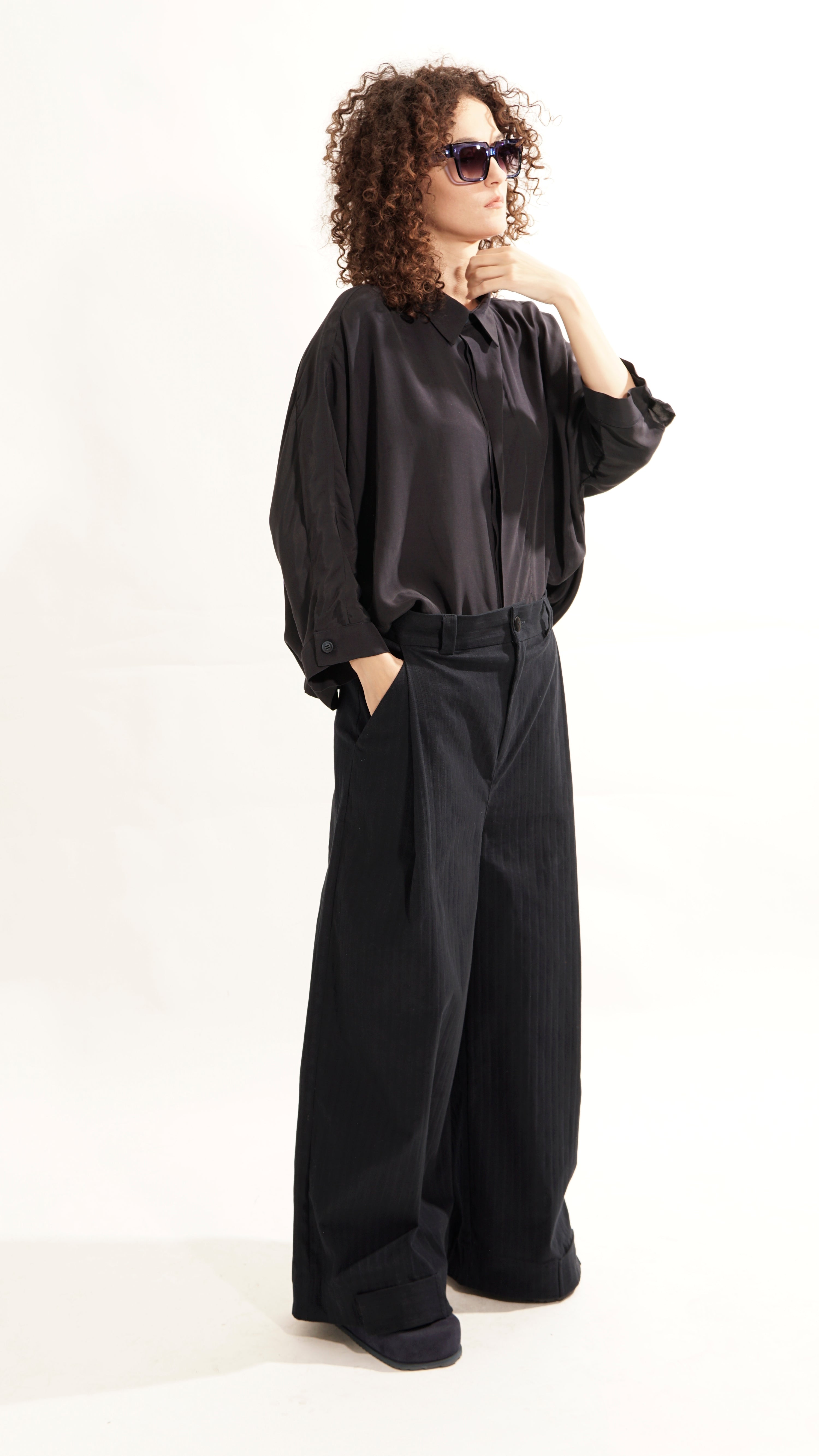 B62A Oversized Flap Blouse Midi Sleeve -Black I Adddress