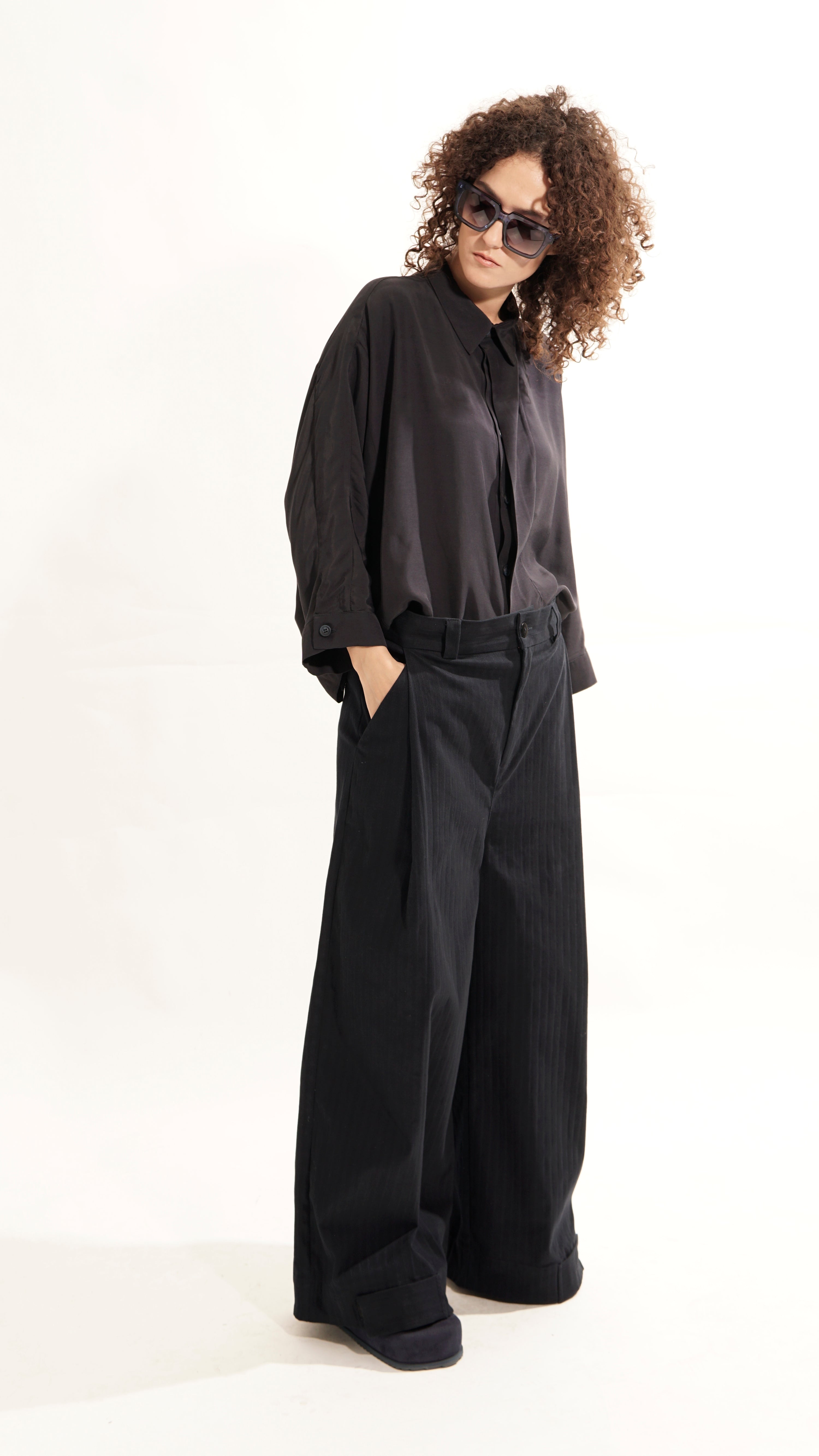B62A Oversized Flap Blouse Midi Sleeve -Black I Adddress