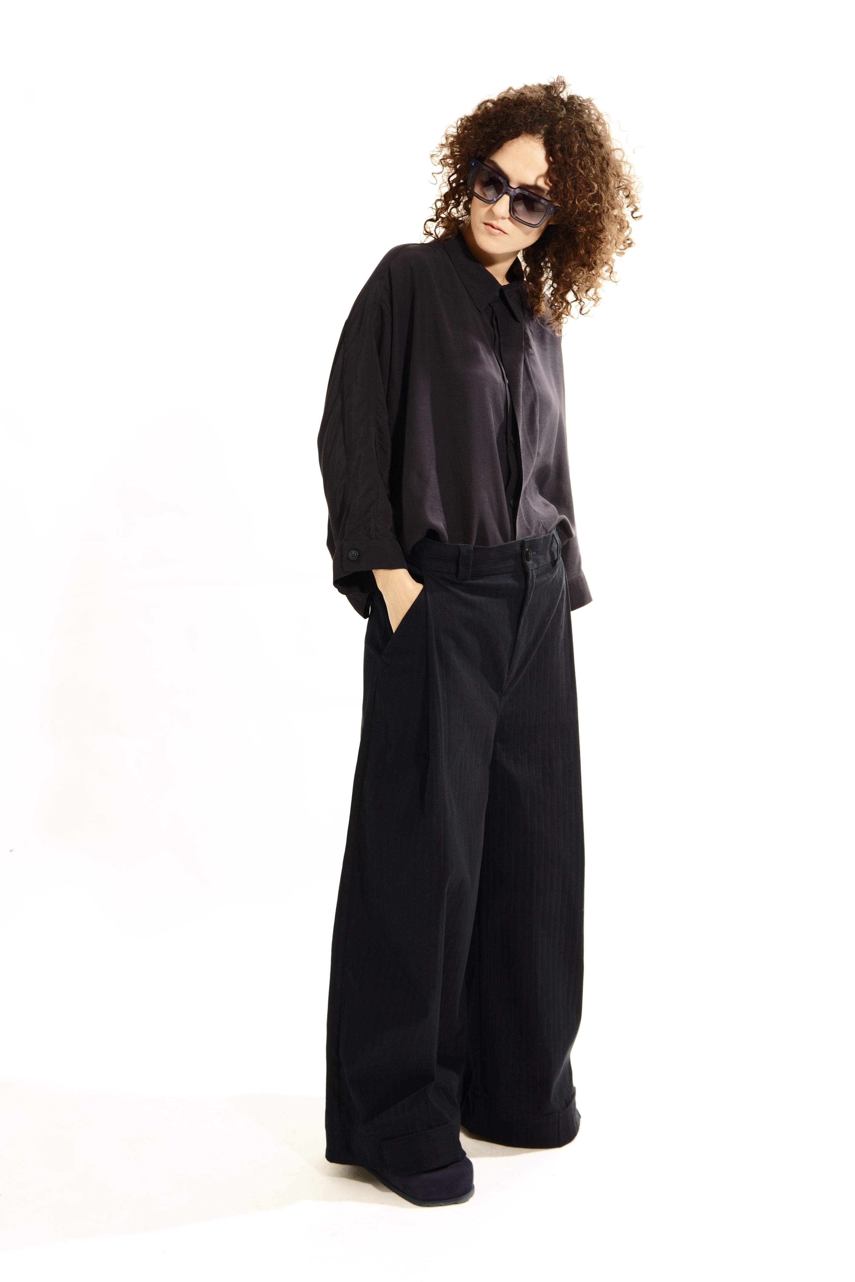 P152C Wide Leg Pant Cord Velcro Detail