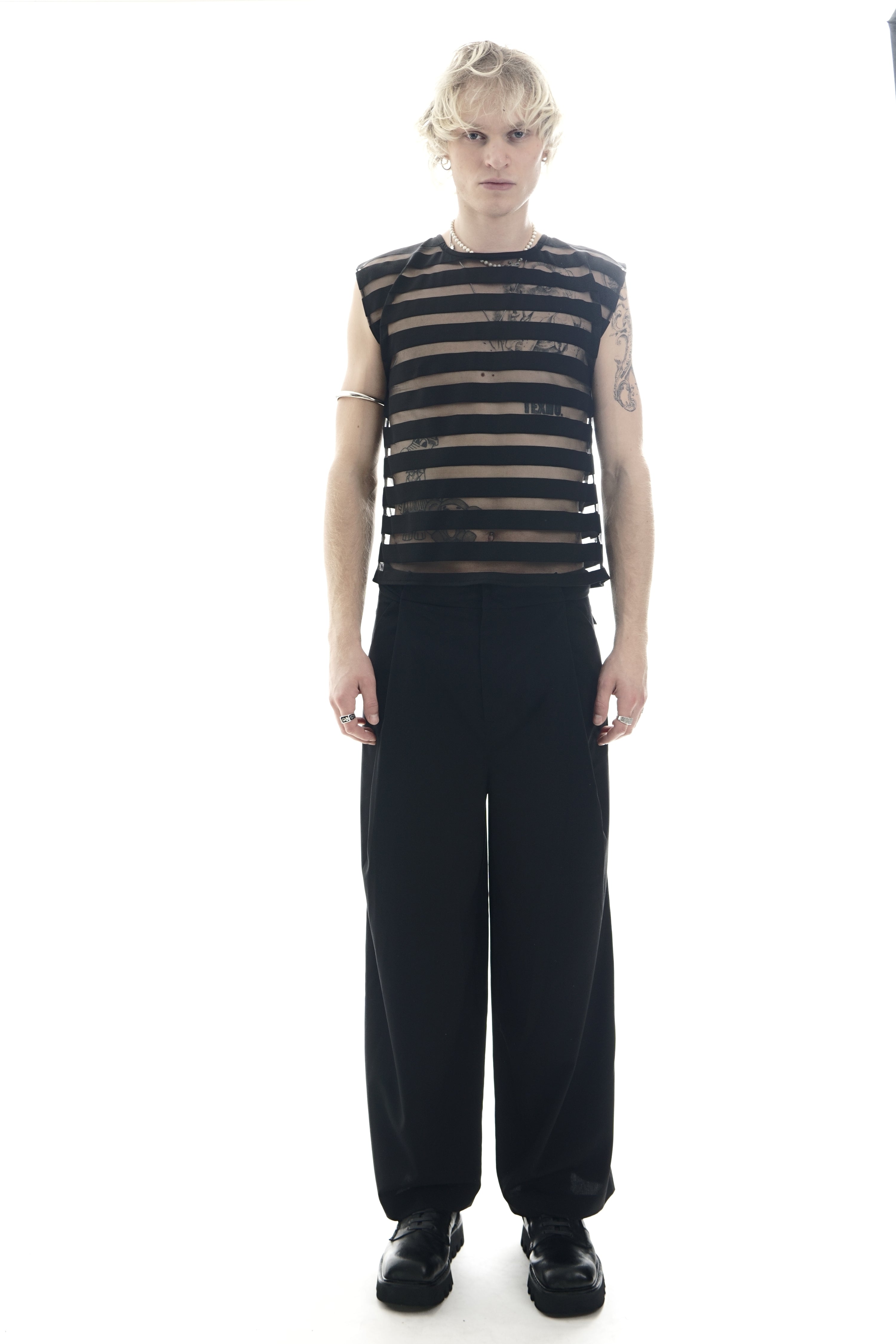 B101 - TRSTRIPES