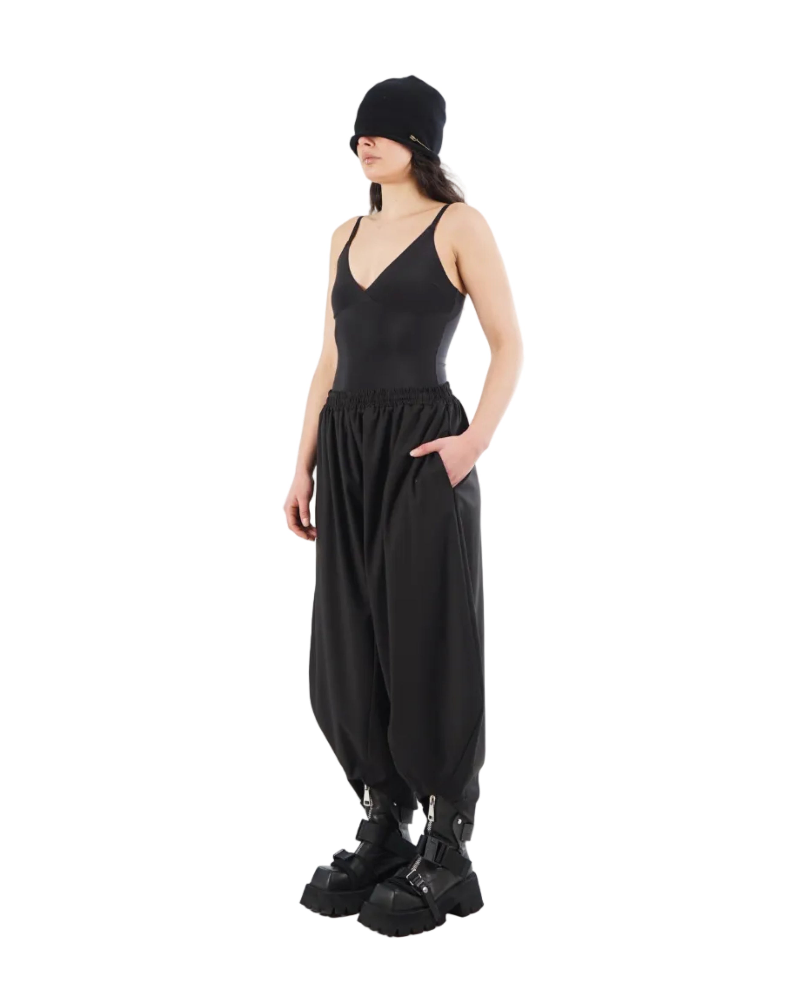 La Haine Inside Us – Oversized Drop Crotch Pants – Black