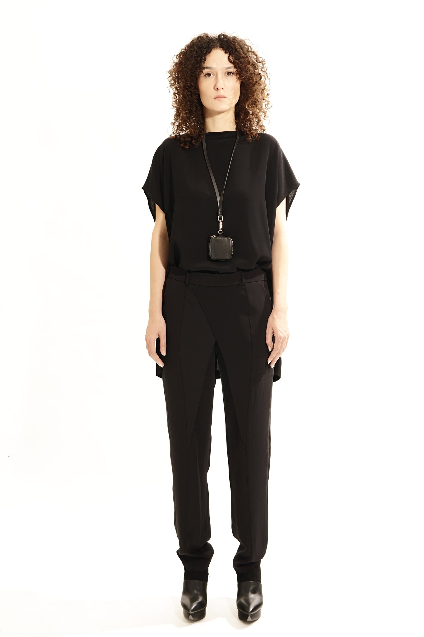 MTR11 Woven Drop Shoulder Tee