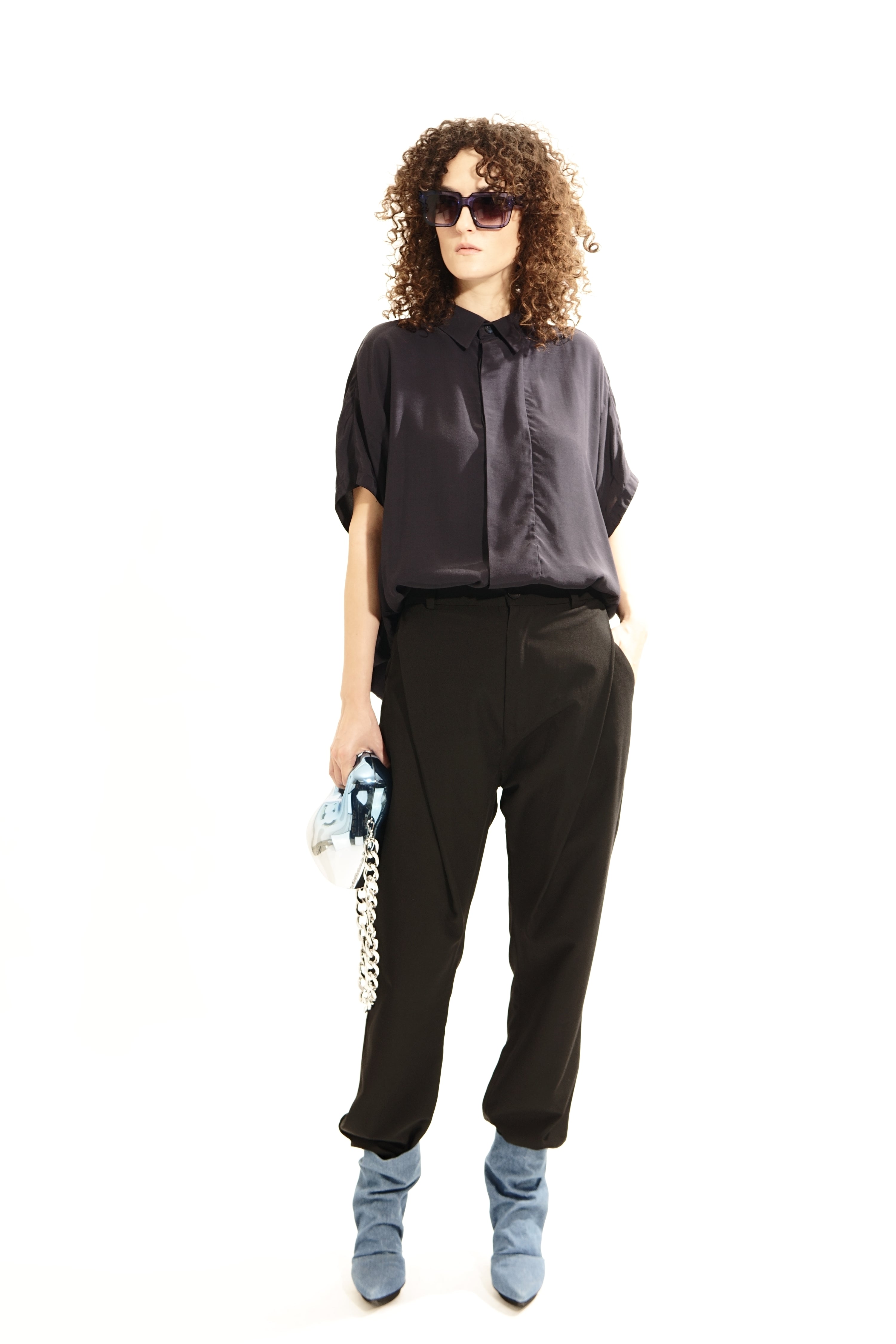 B62B - Oversized Flap Blouse Short Sleeve Fluid - Black I Adddress