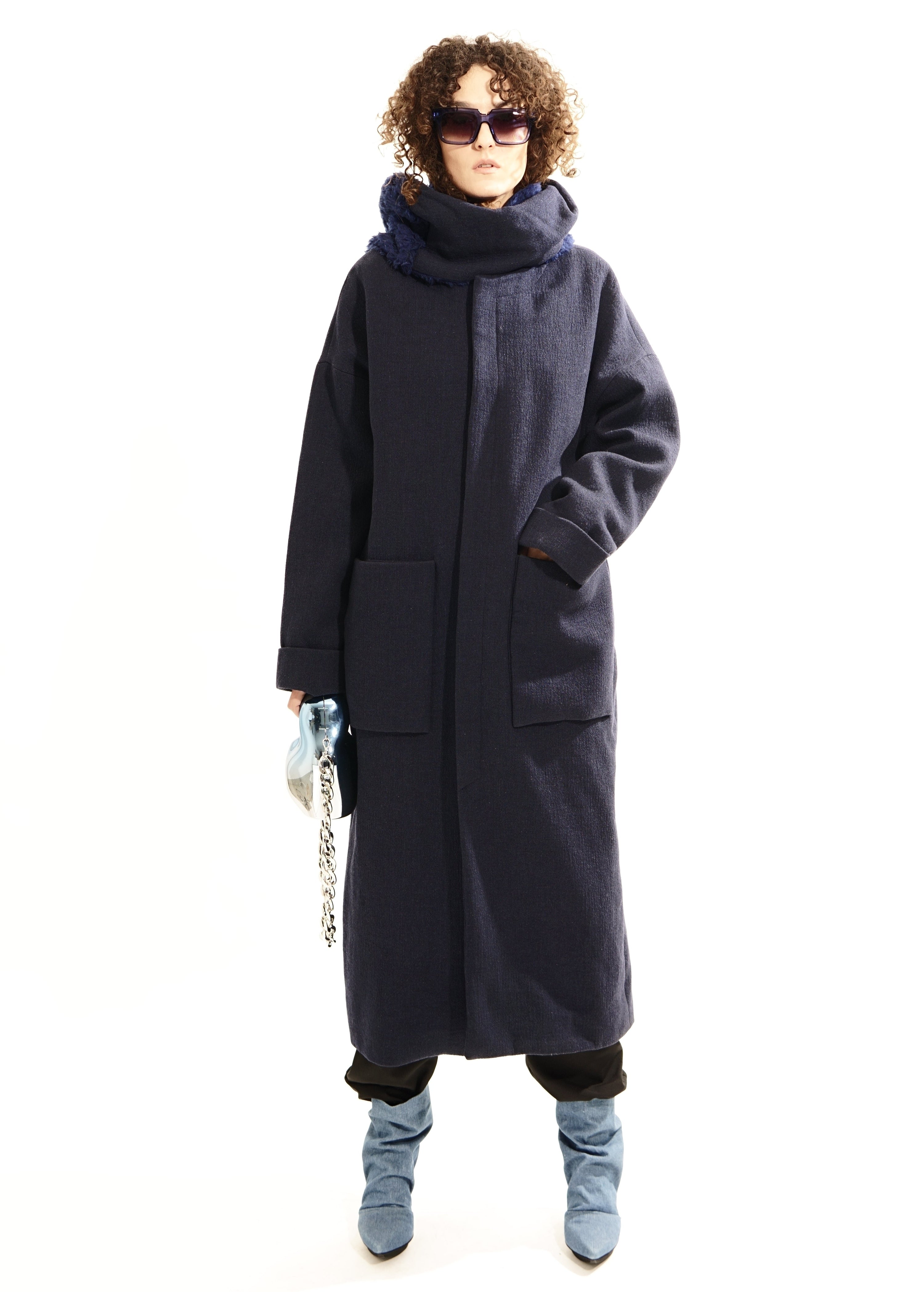 TAVA Maxi Coat with Scarf -black I Adddress