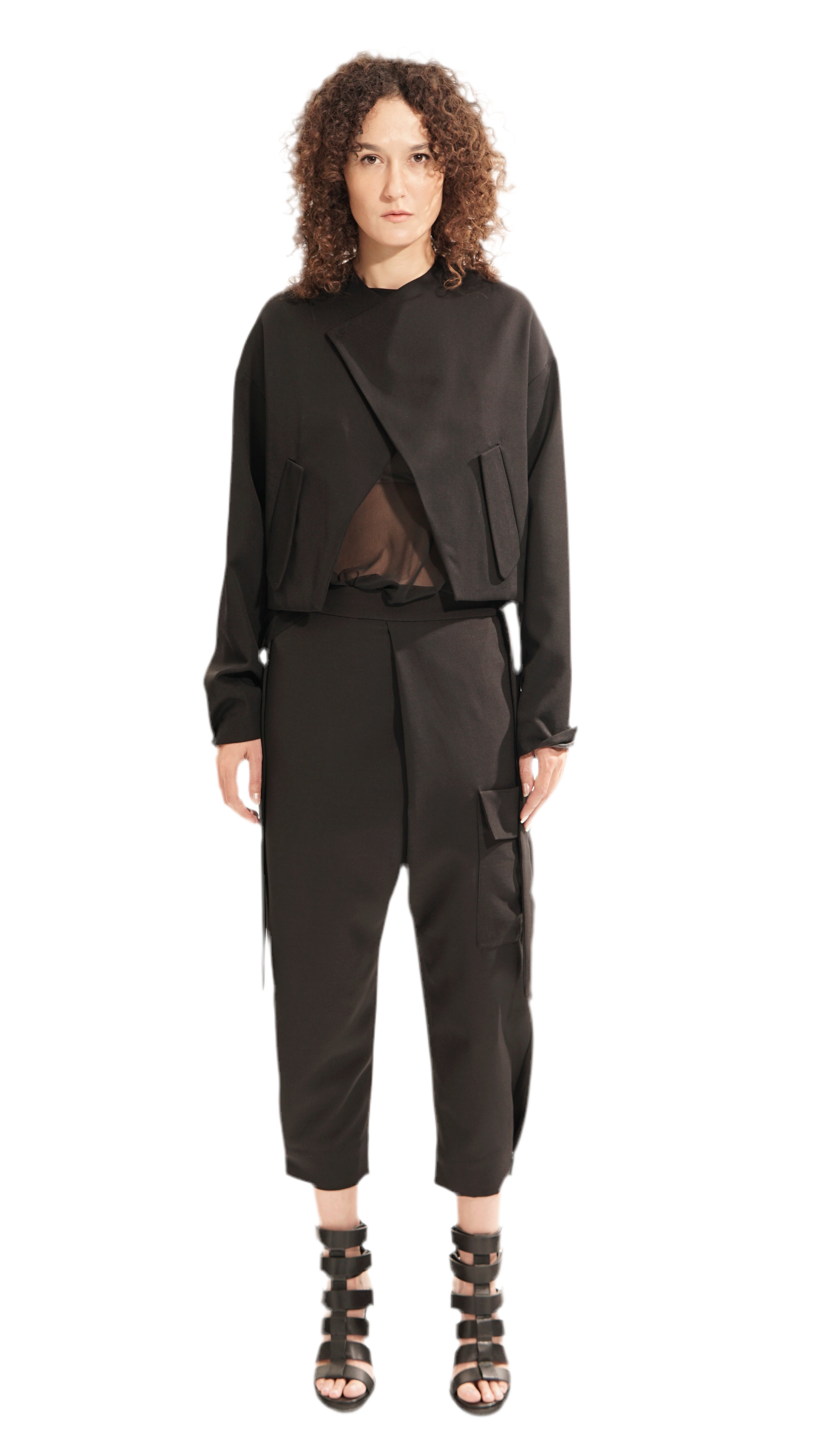 GT72 Cropped Minimalist Blazer – Black | Adddress