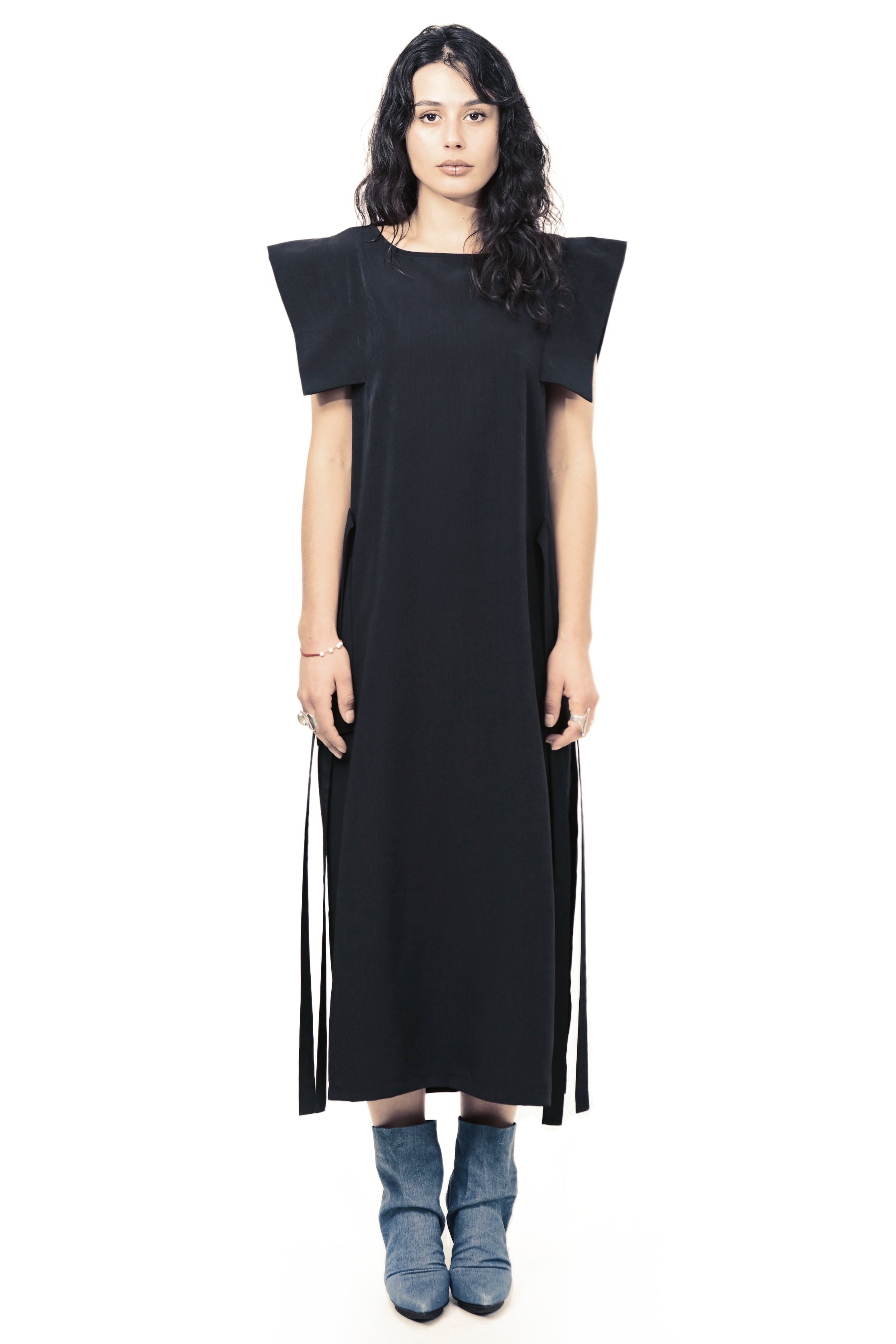 R114A Dress Shoulder Flap Detail